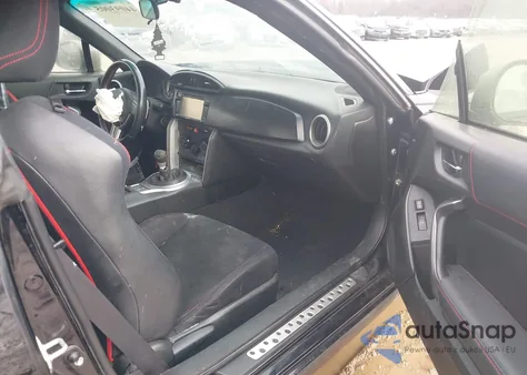 2013 Scion Fr-S из США, поврежденный, VIN JF1ZNAA10D2730786